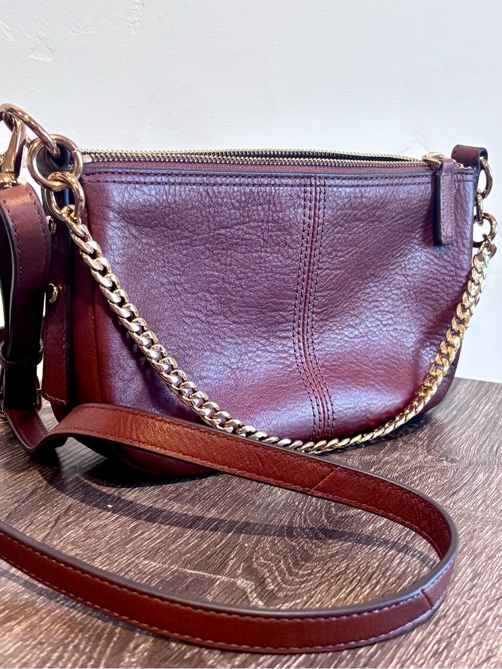 Fossil Women's Brown Jolie Leather Chain-Accent Crossbody Bag - Picture 3 of 12